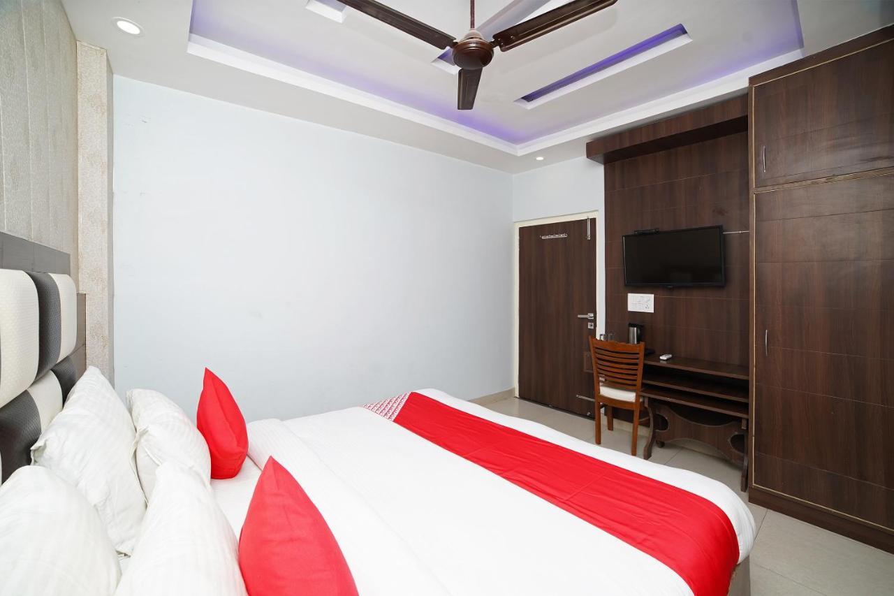 Oyo 39539 Hotel Vansh & Restaurant Kashipur Exterior photo